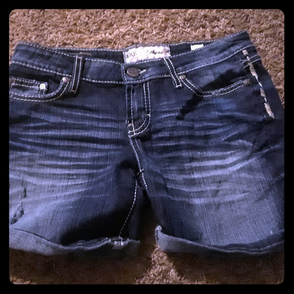 BKE Sabrina Shorts